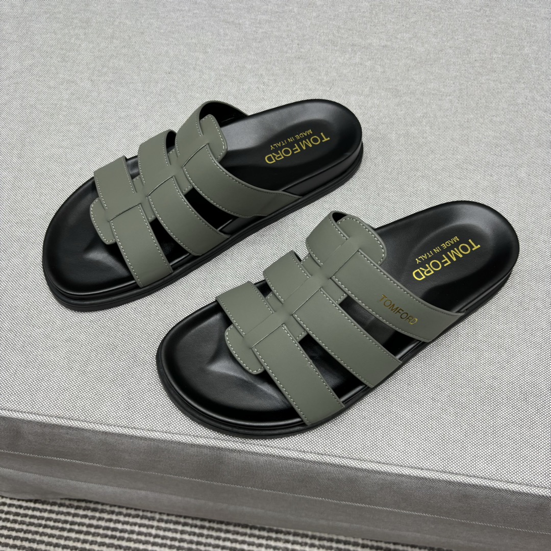 톰 포드 Tom Ford 슬리퍼