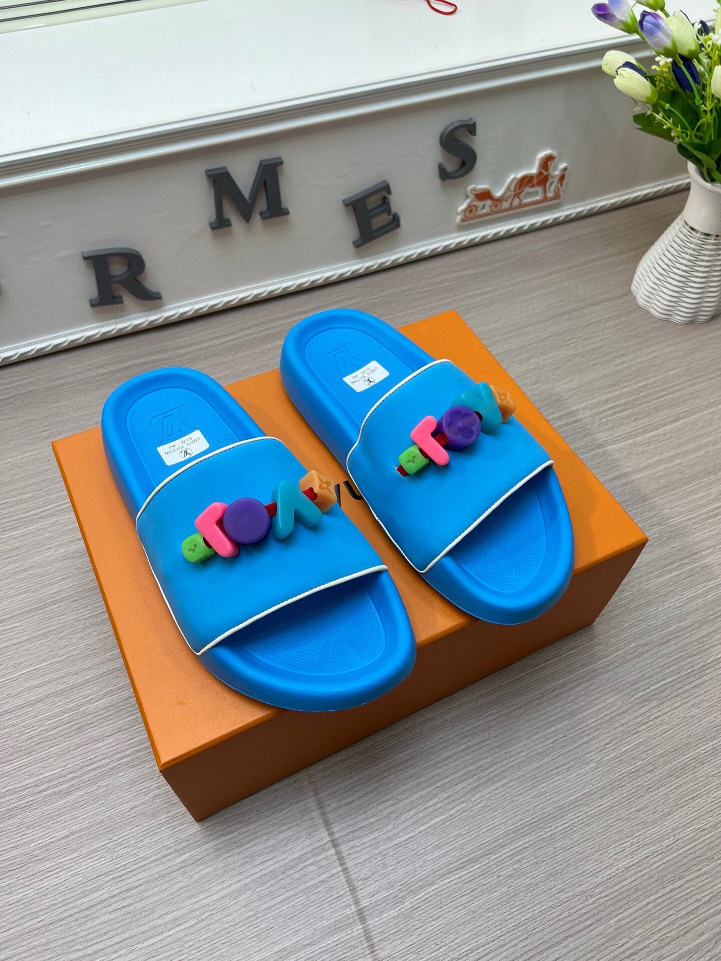 루이비통 Louis Vuitton 슬리퍼