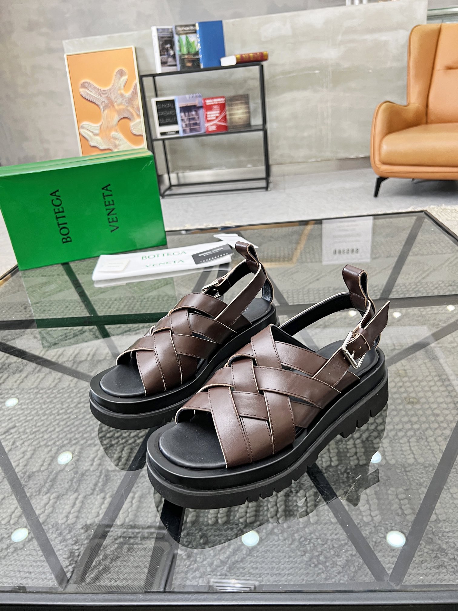보테가 베네타 Bottega Veneta 슬리퍼
