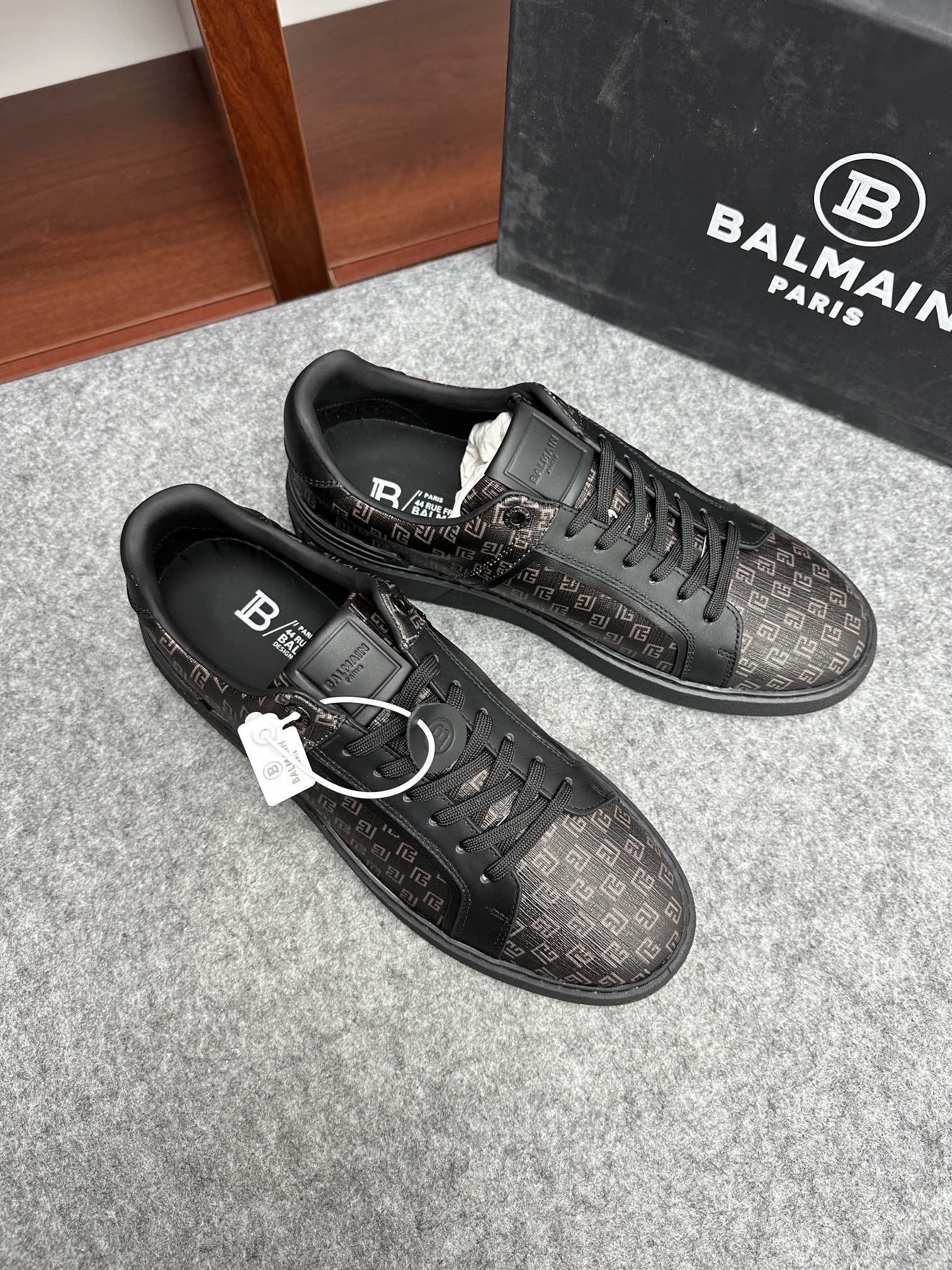 발망 Balmain 스니커즈