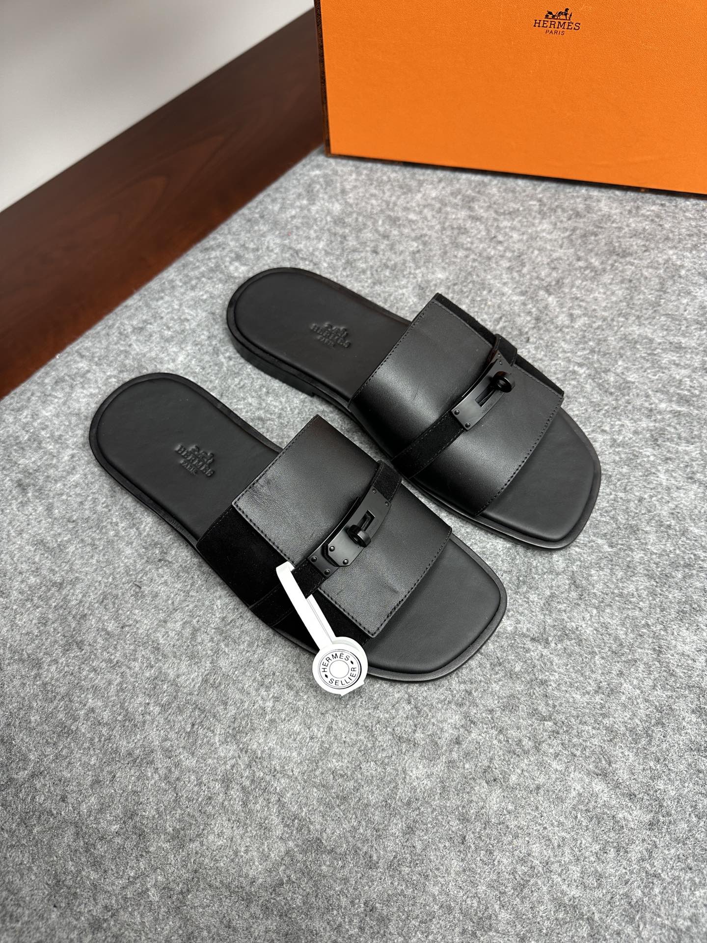 에르메스 Hermes 슬리퍼