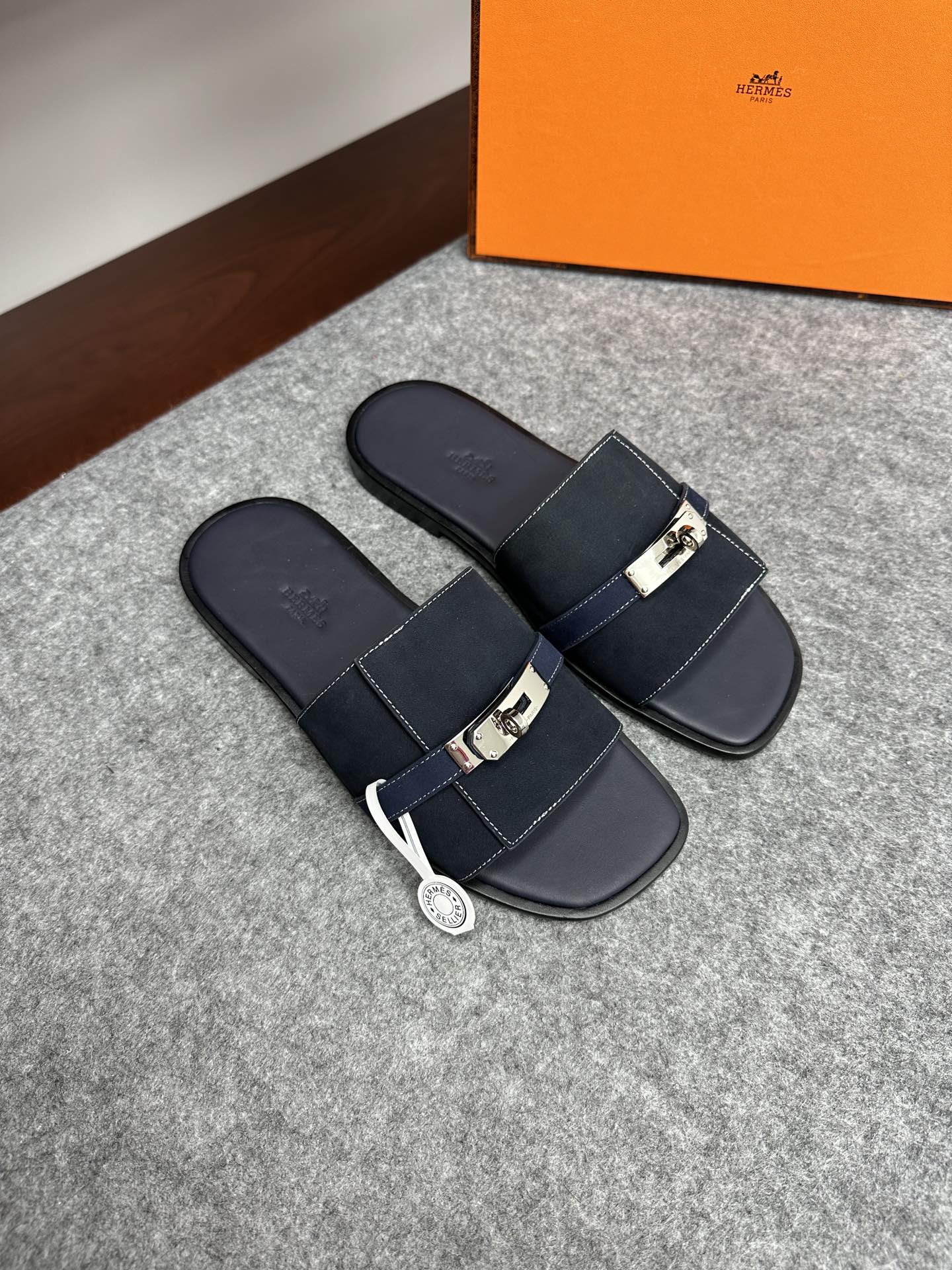 에르메스 Hermes 슬리퍼