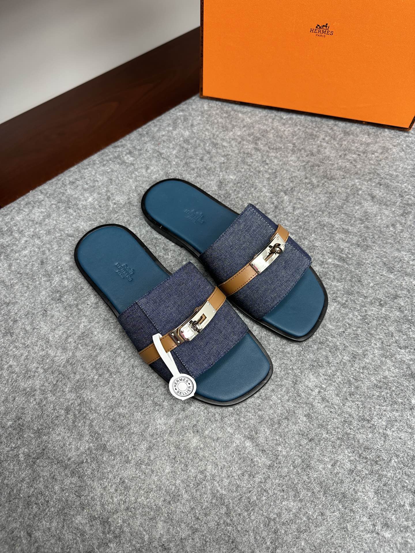 에르메스 Hermes 슬리퍼