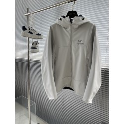 아크테릭스 ARC'TERYX 재킷