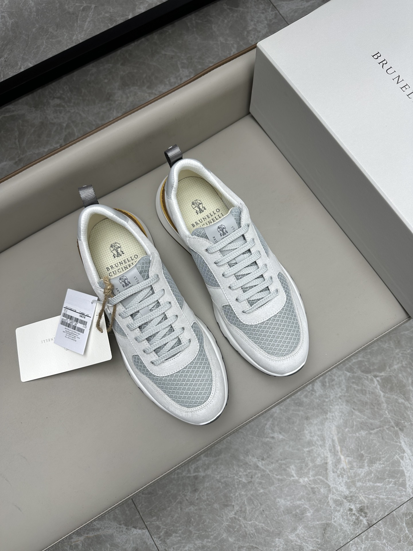 브루넬로 쿠치넬리 Brunello Cucineli 스니커즈