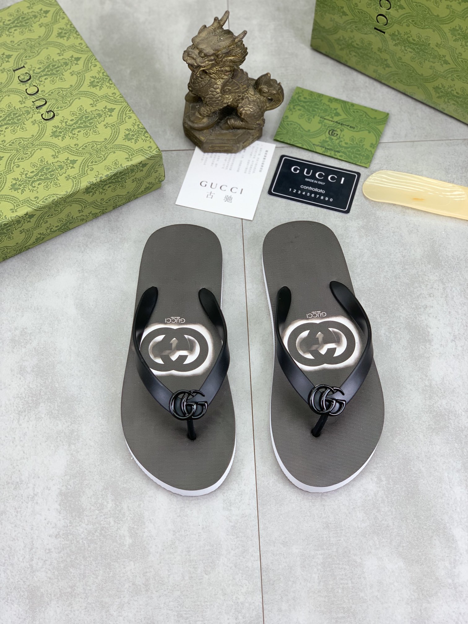 구찌 Gucci 슬리퍼