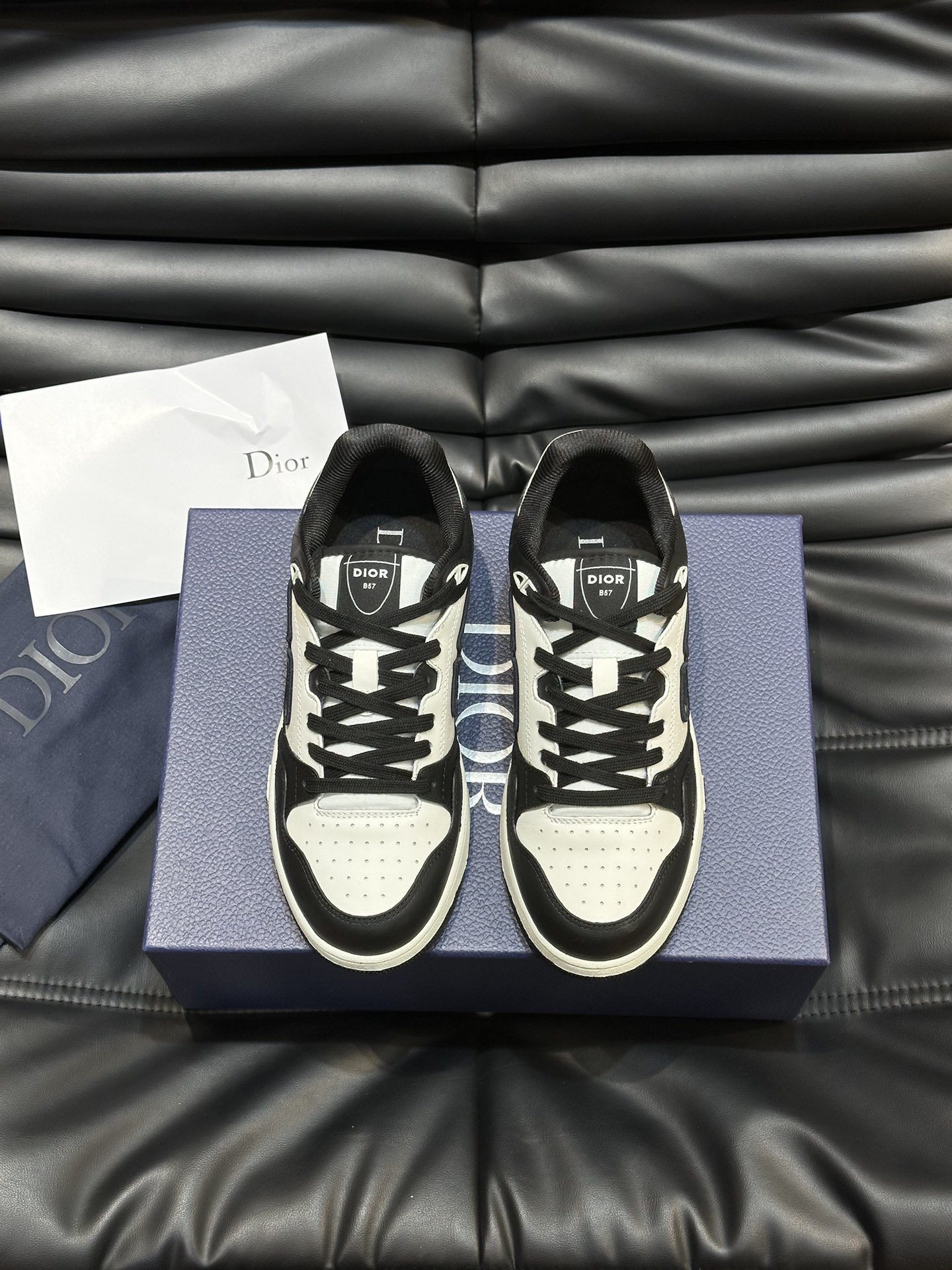 디올 Dior 스니커즈