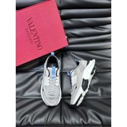발렌티노 Valentino trackstud 스니커즈