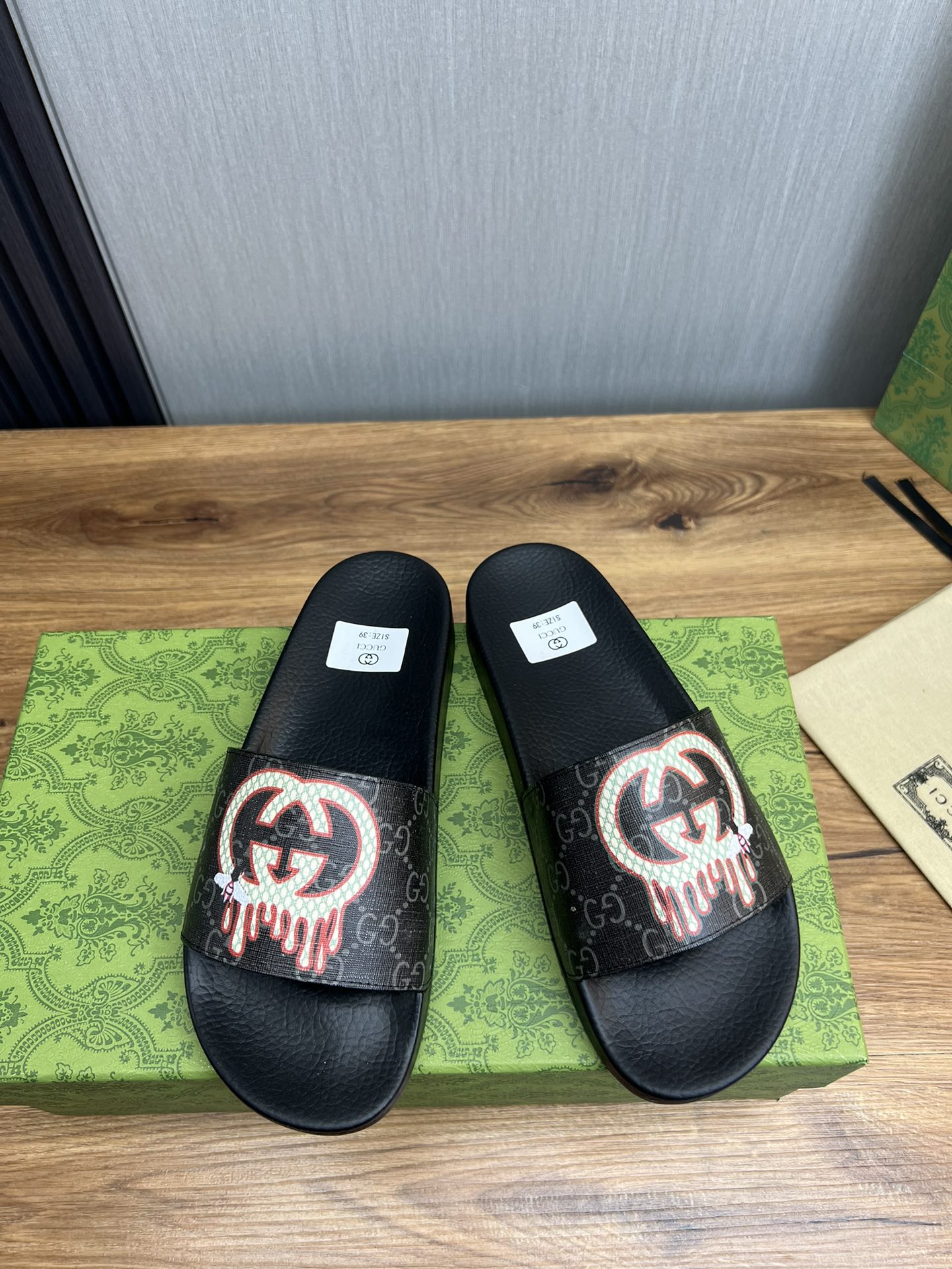 구찌 Gucci 슬리퍼