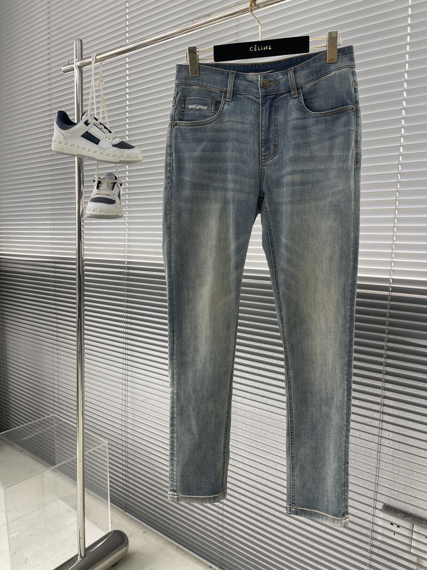 생로랑 Saint Laurent 청바지