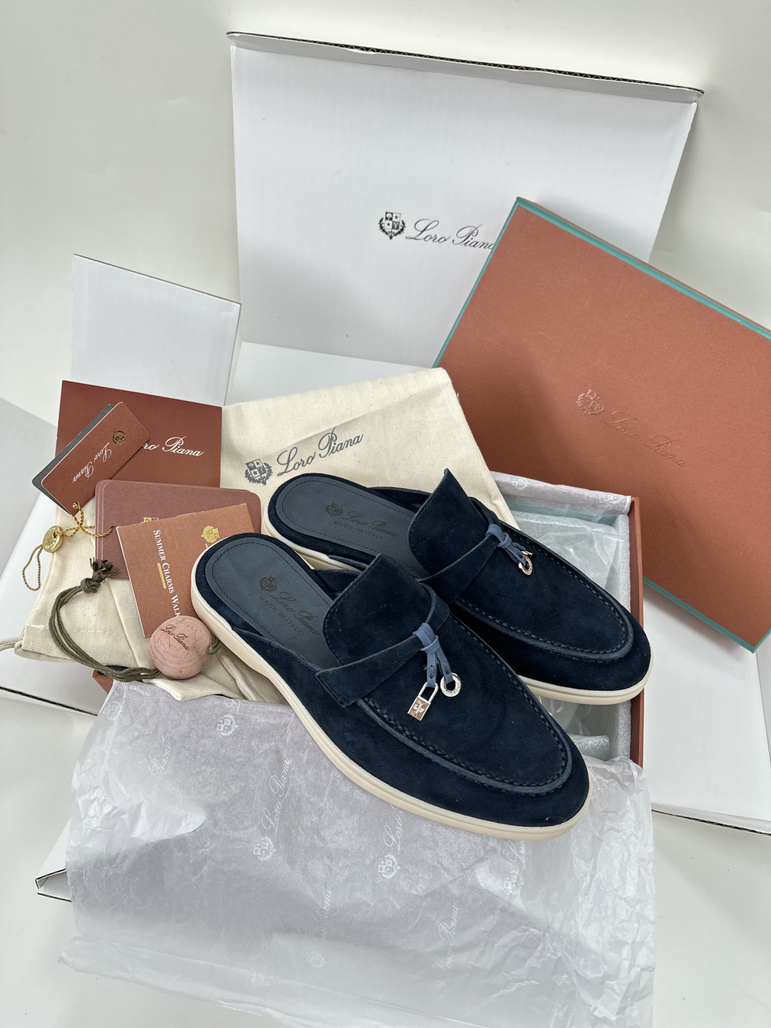 로로피아나 Loro Piana Babouche Charms Walk 모카신