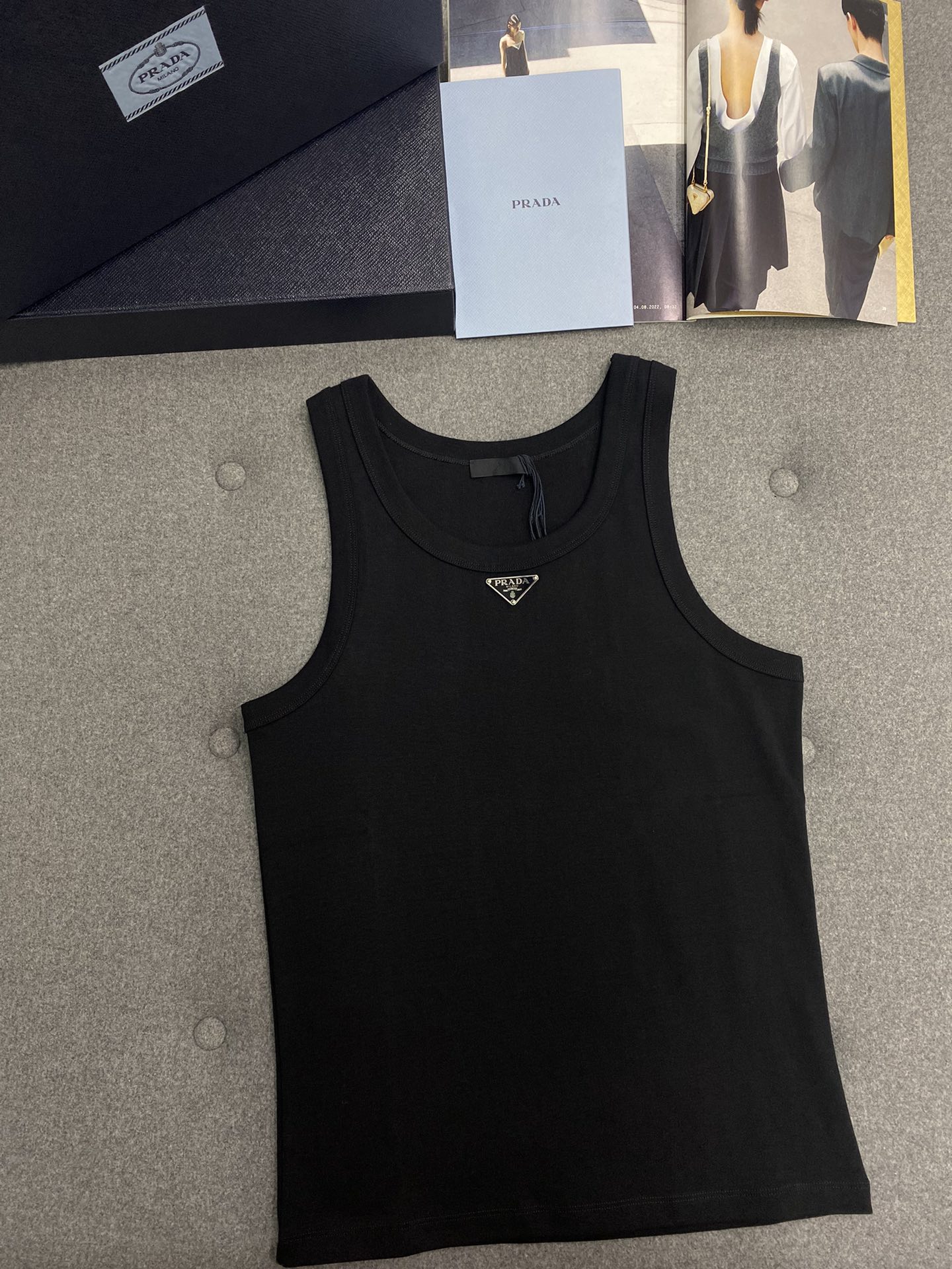 프라다 Prada 반팔 티셔츠