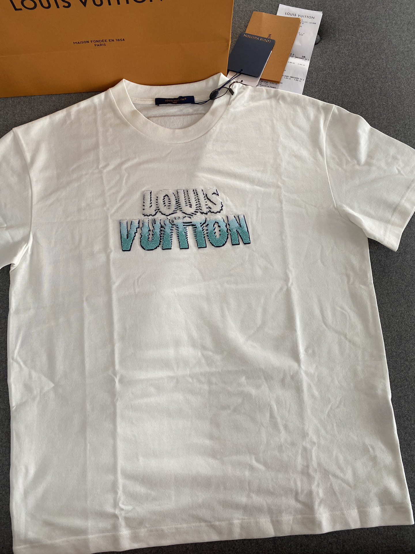 루이비통 Louis Vuitton 반팔 티셔츠