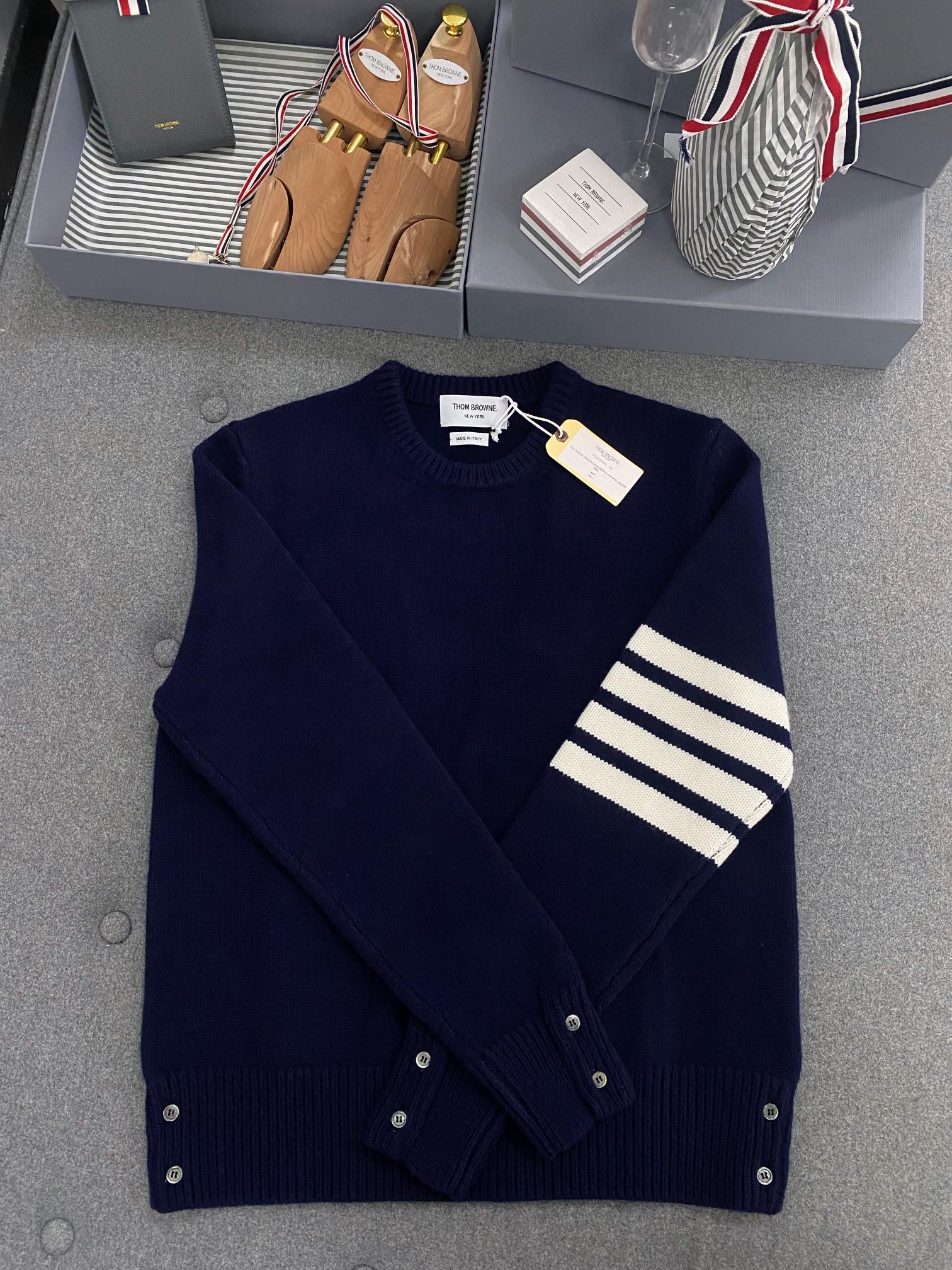 톰브라운 Thom Browne 스웨터