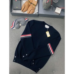 톰브라운 Thom Browne 스웨터