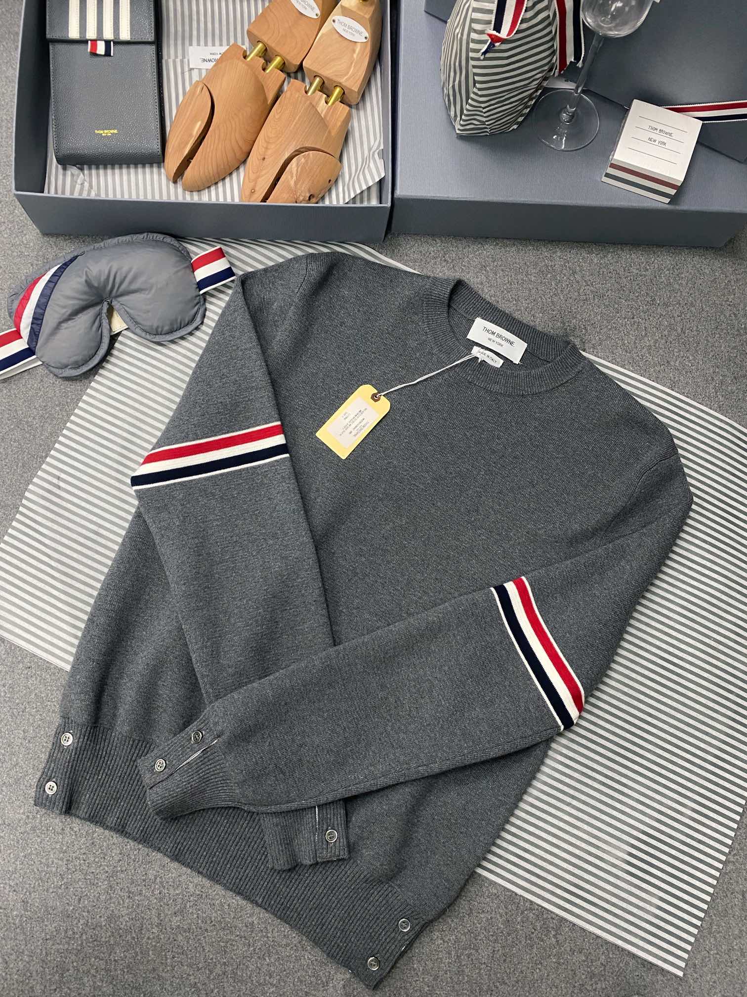 톰브라운 Thom Browne 스웨터