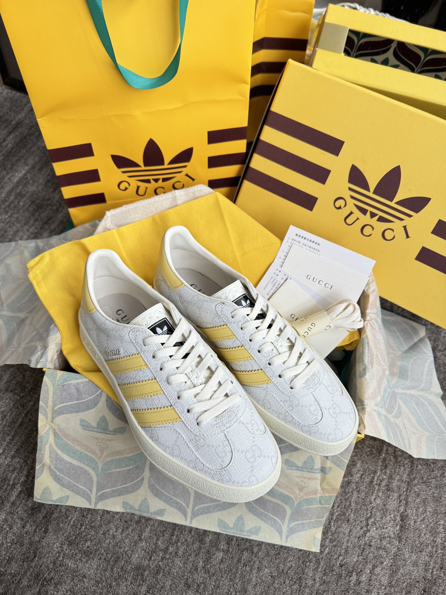 구찌 Gucci 스니커즈