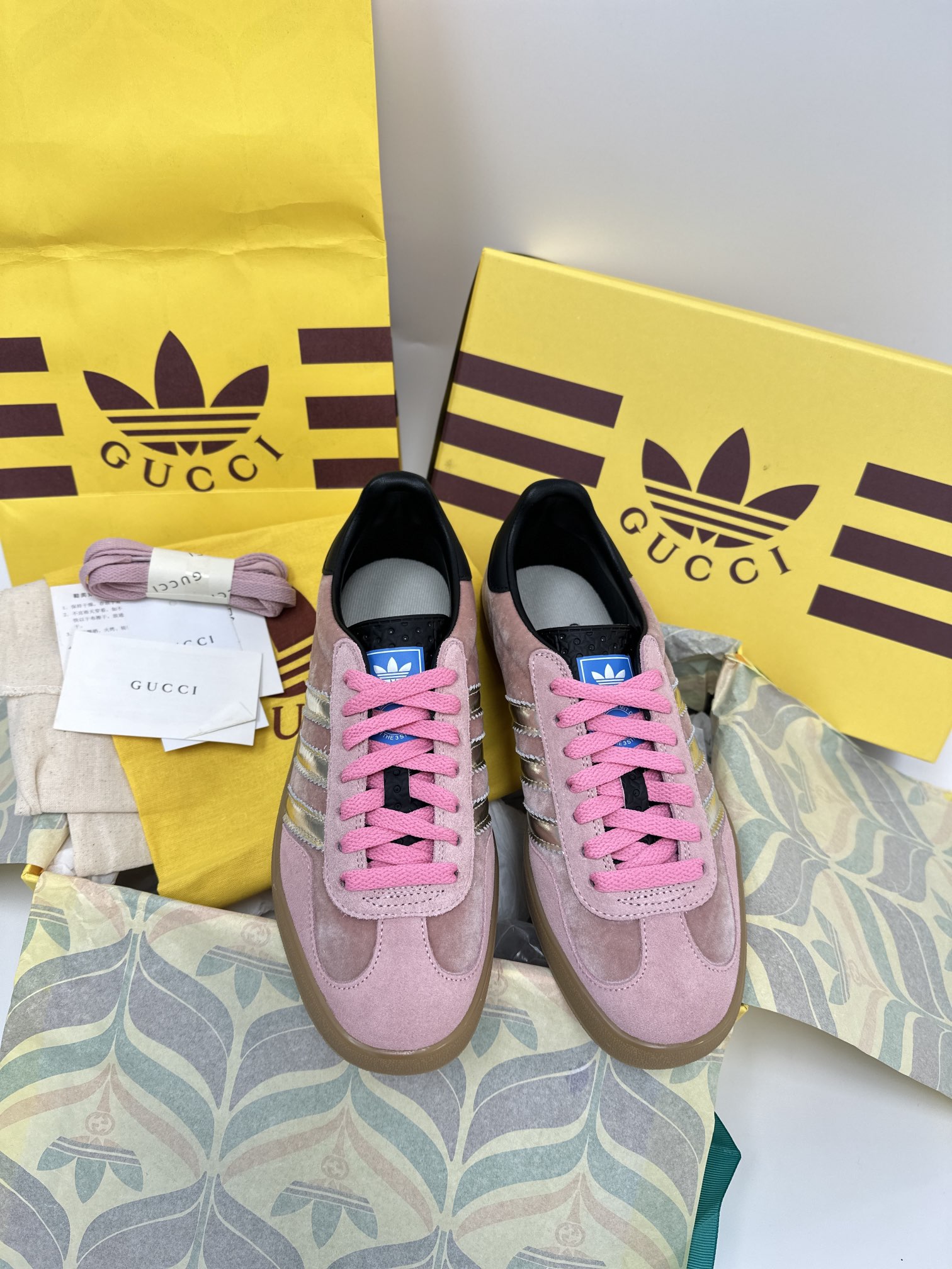 구찌 Gucci 스니커즈