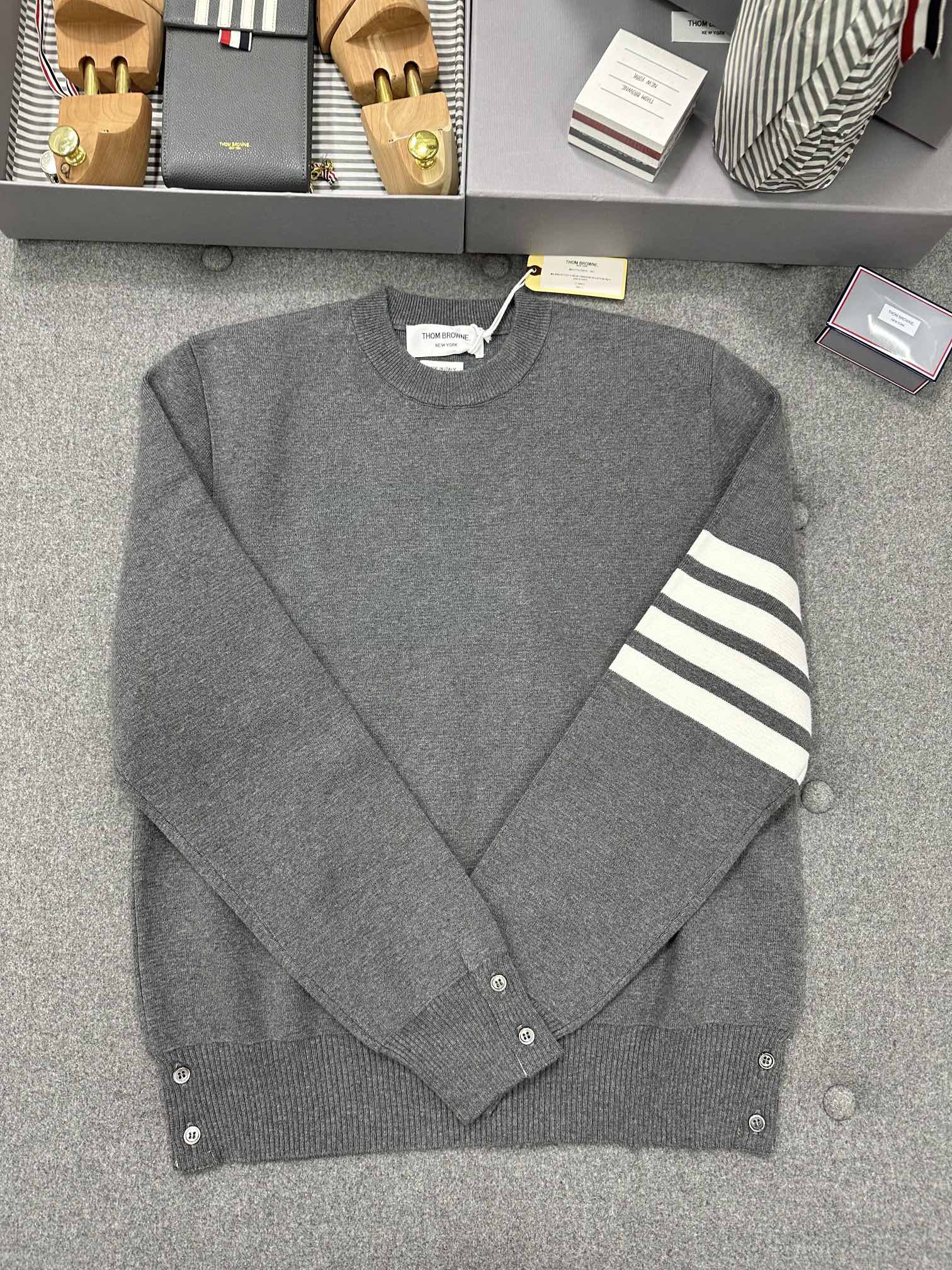 톰브라운 Thom Browne 스웨터