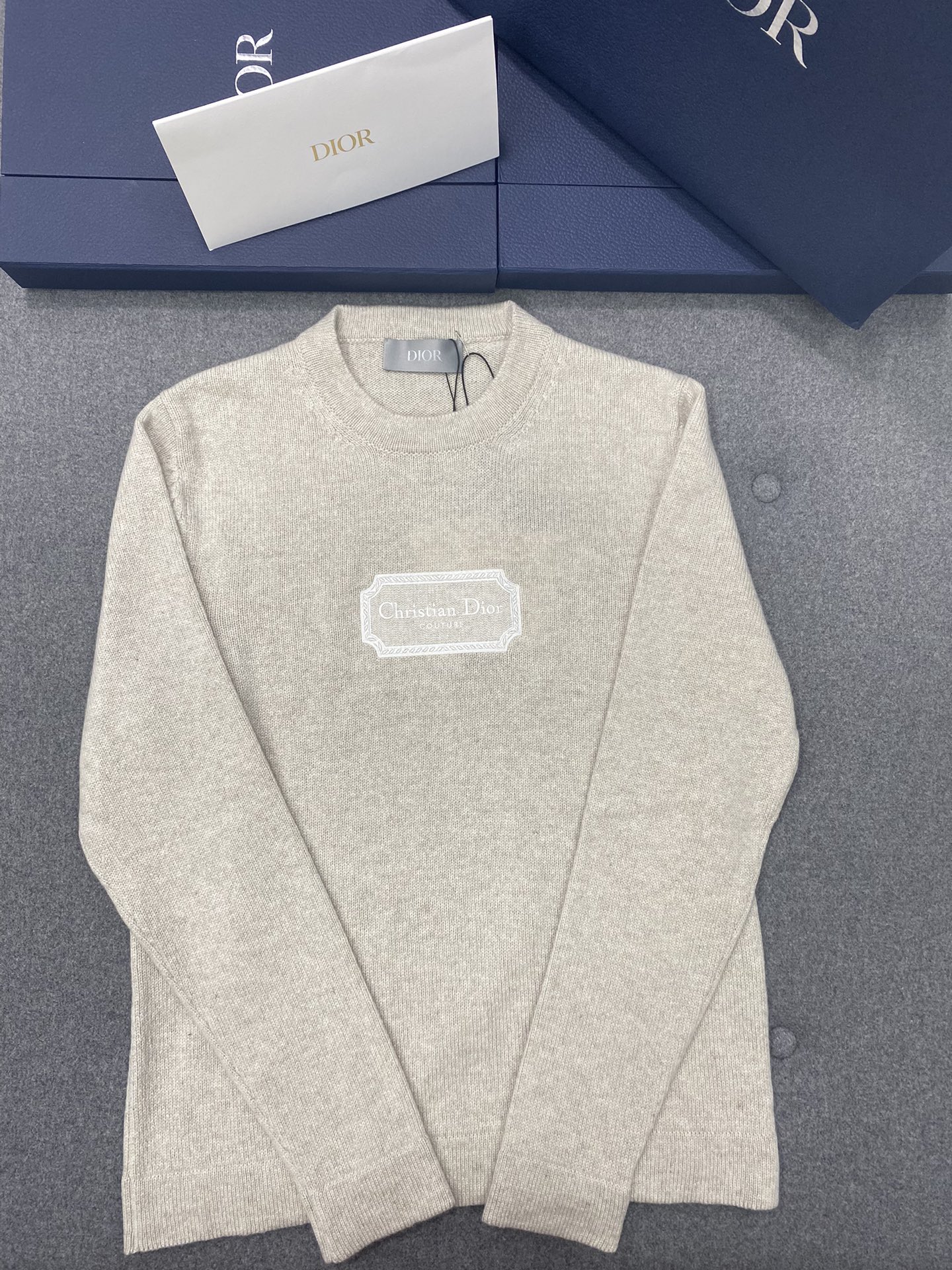디올 Dior 스웨터