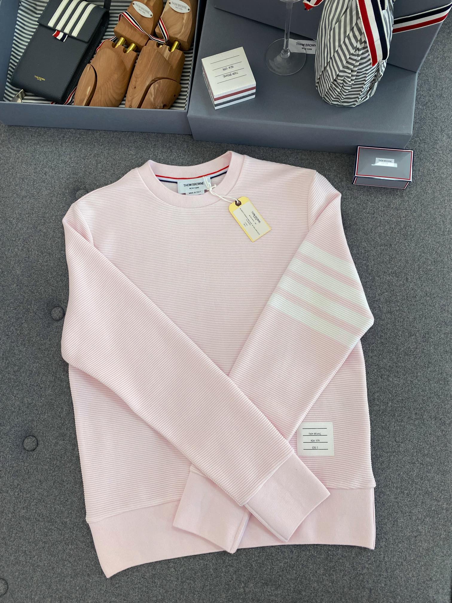 톰브라운 Thom Browne 라운드 맨투맨