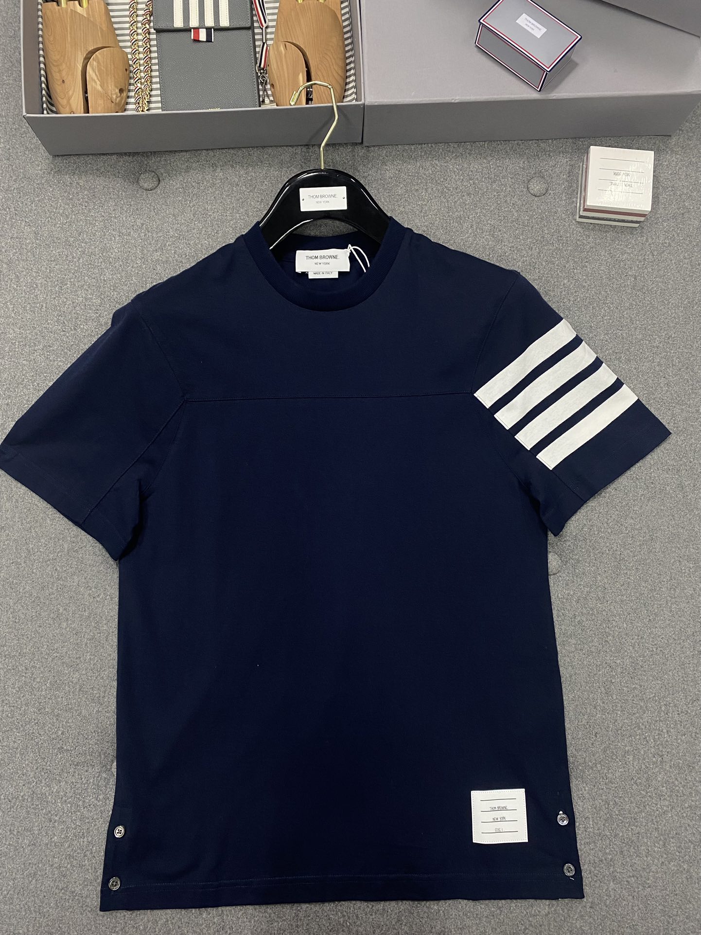 톰브라운 Thom Browne 반팔 티셔츠