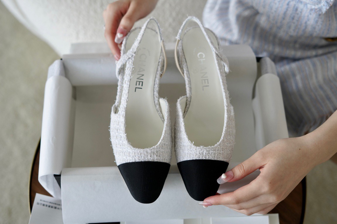 샤넬 CHANEL 샌들