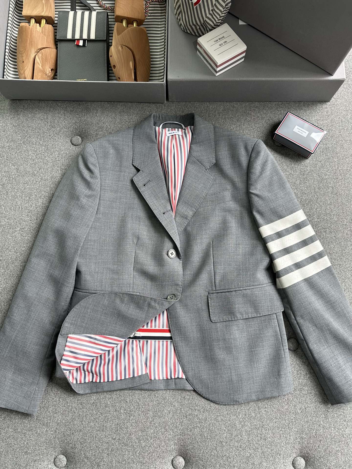 톰브라운 Thom Browne 정장세트