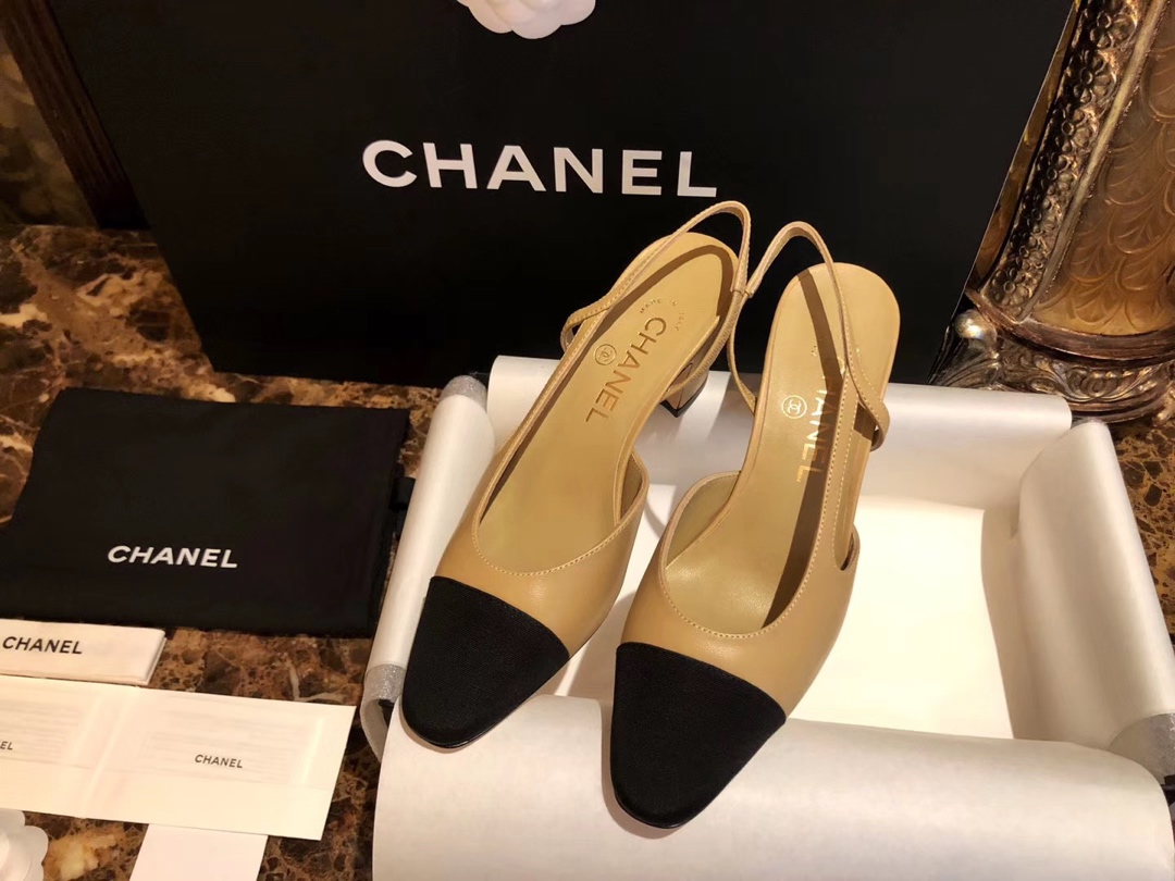 샤넬 CHANEL 하이힐