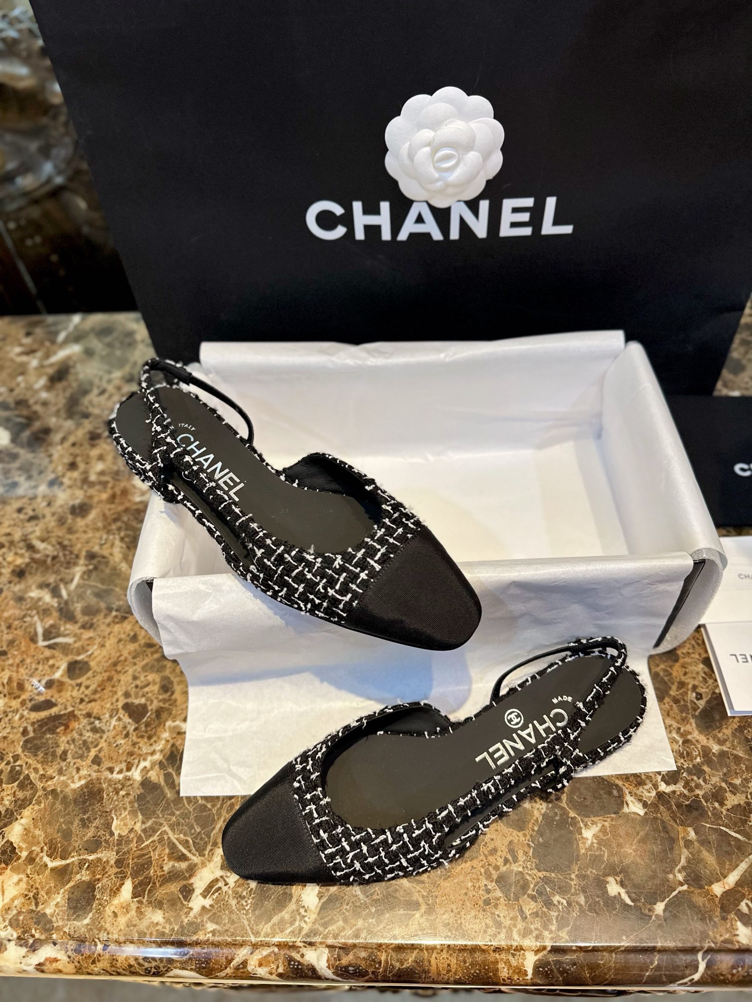 샤넬 CHANEL 샌들