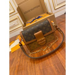 루이비통 Louis Vuitton M44391 크로스 백 25CM