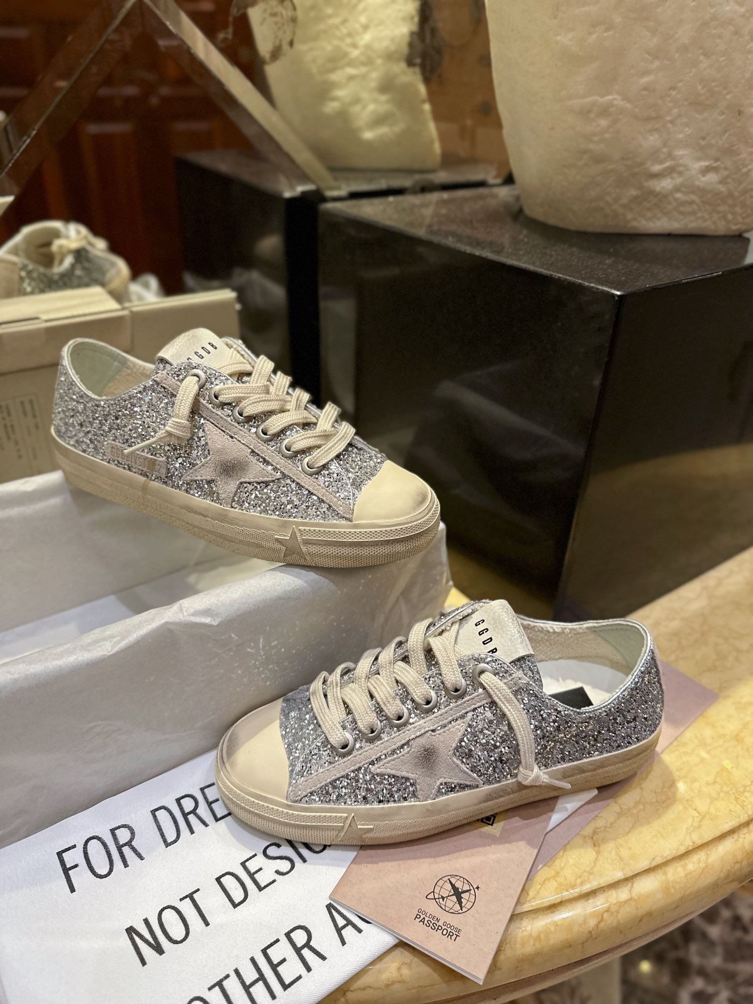 골든구스 Golden Goose 스니커즈