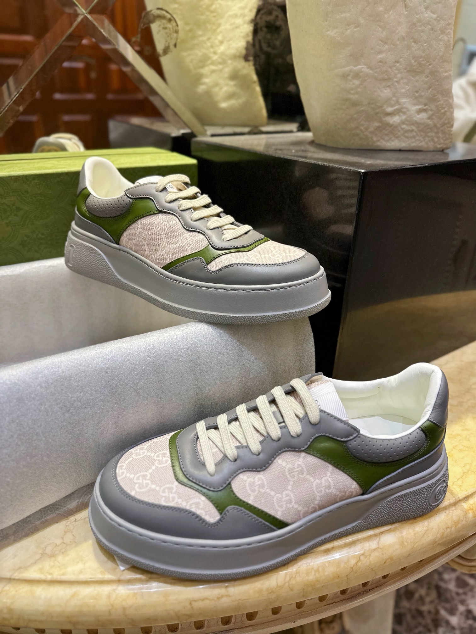 구찌 Gucci 스니커즈