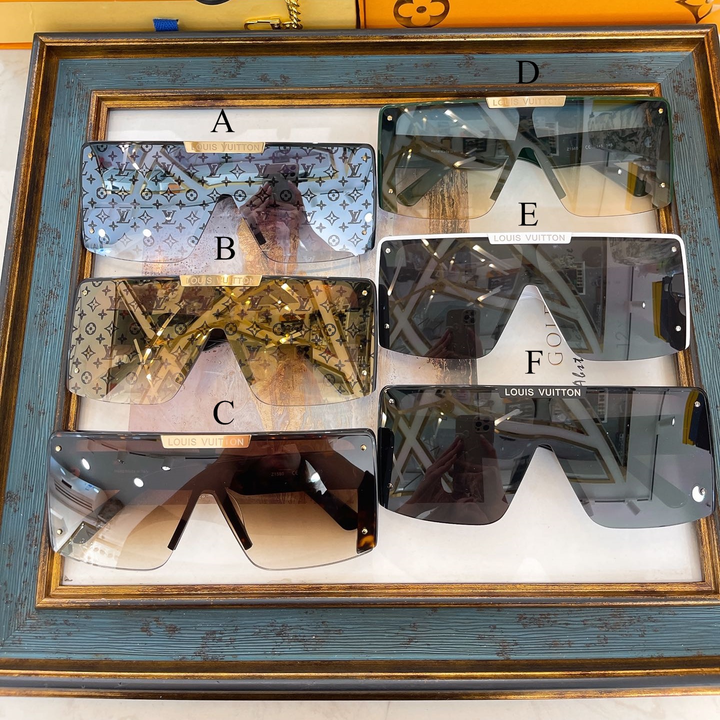 루이비통 Louis Vuitton Z1560