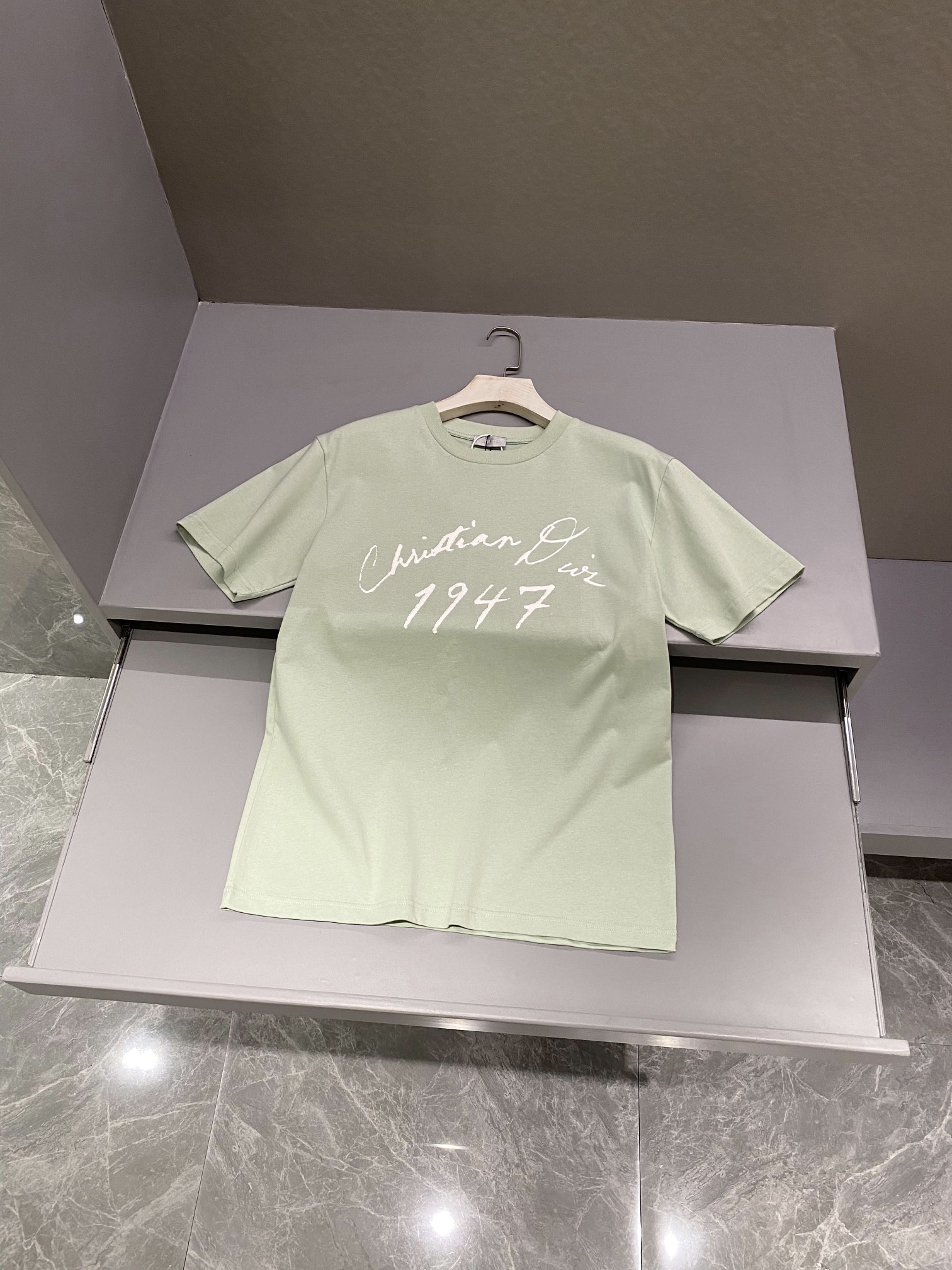 디올 Dior 반팔 티셔츠