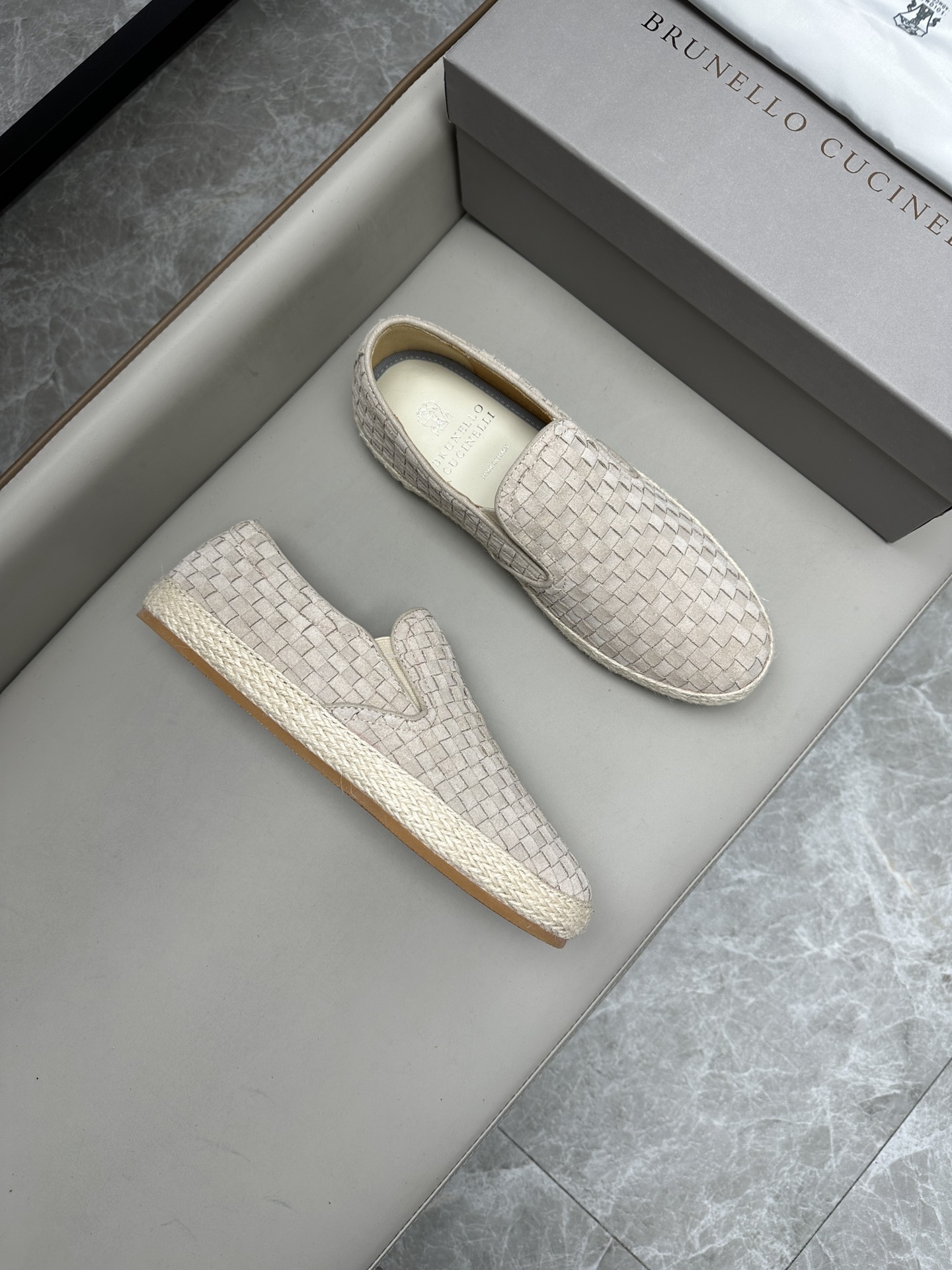 브루넬로 쿠치넬리 Brunello Cucineli 스니커즈