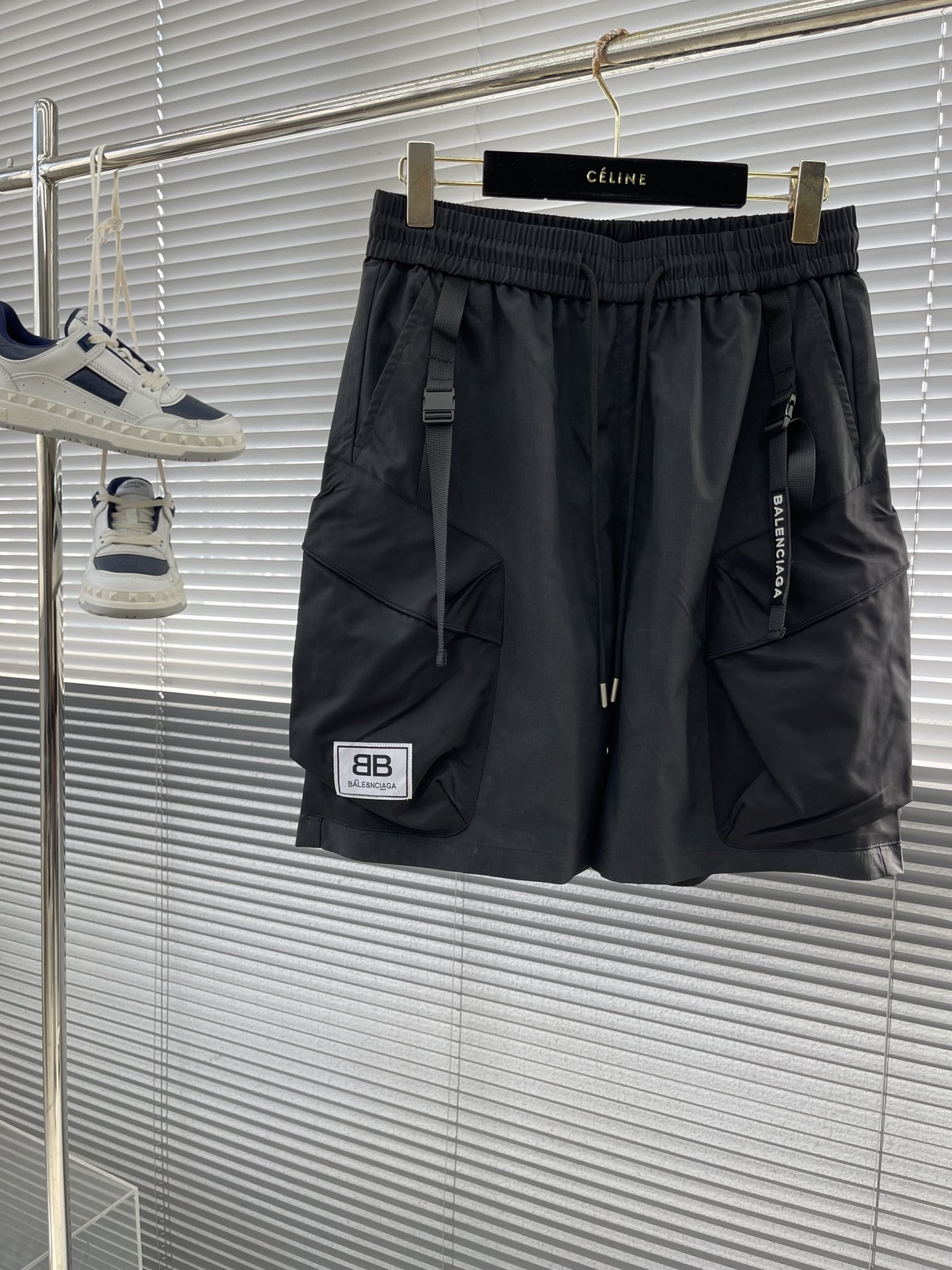 발렌시아가 Balenciaga 반바지