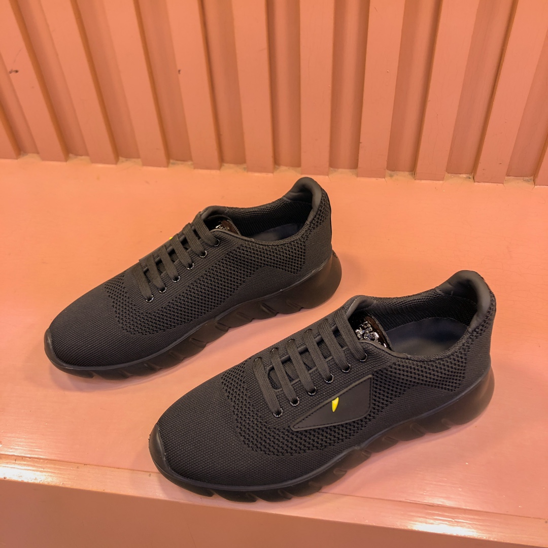 펜디 FENDI 스니커즈