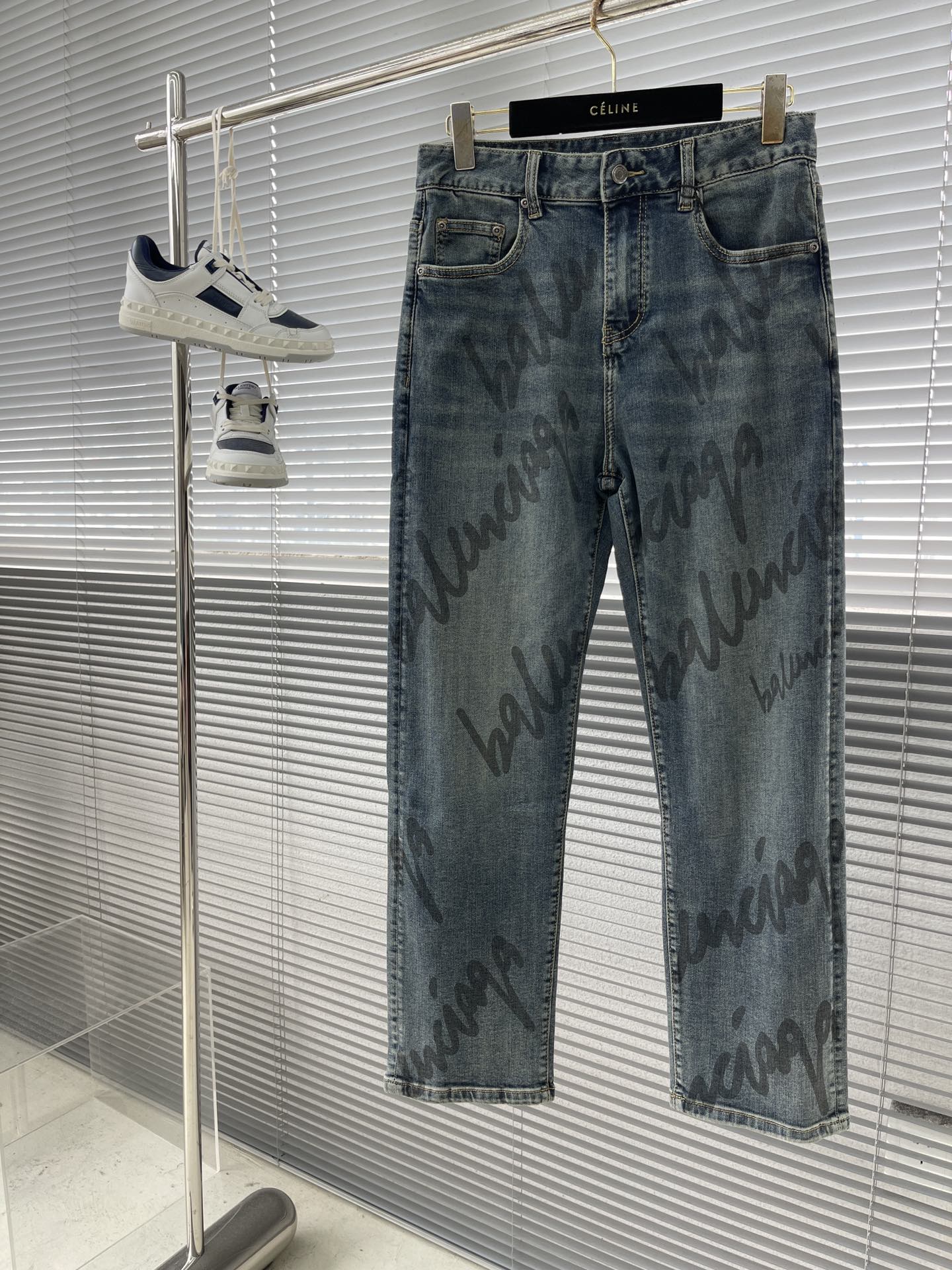 발렌시아가 Balenciaga 청바지