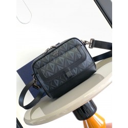 디올 Dior Hit the road 크로스 백 20.5CM