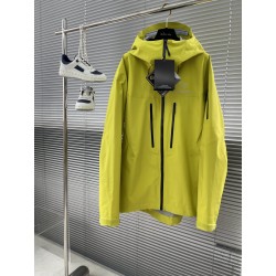 아크테릭스 ARC'TERYX 재킷