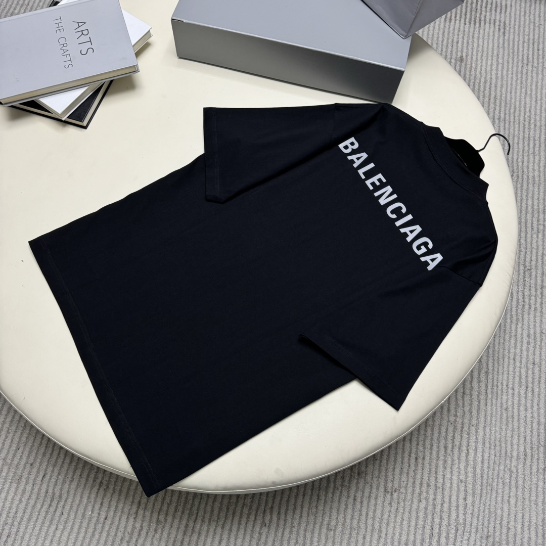 발렌시아가 Balenciaga 반팔 티셔츠