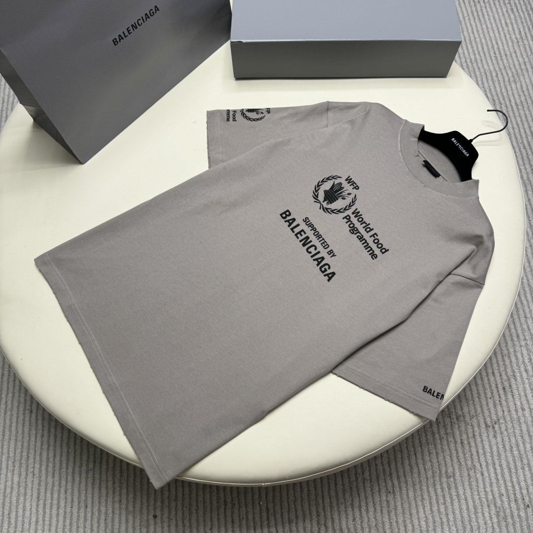 발렌시아가 Balenciaga 반팔 티셔츠