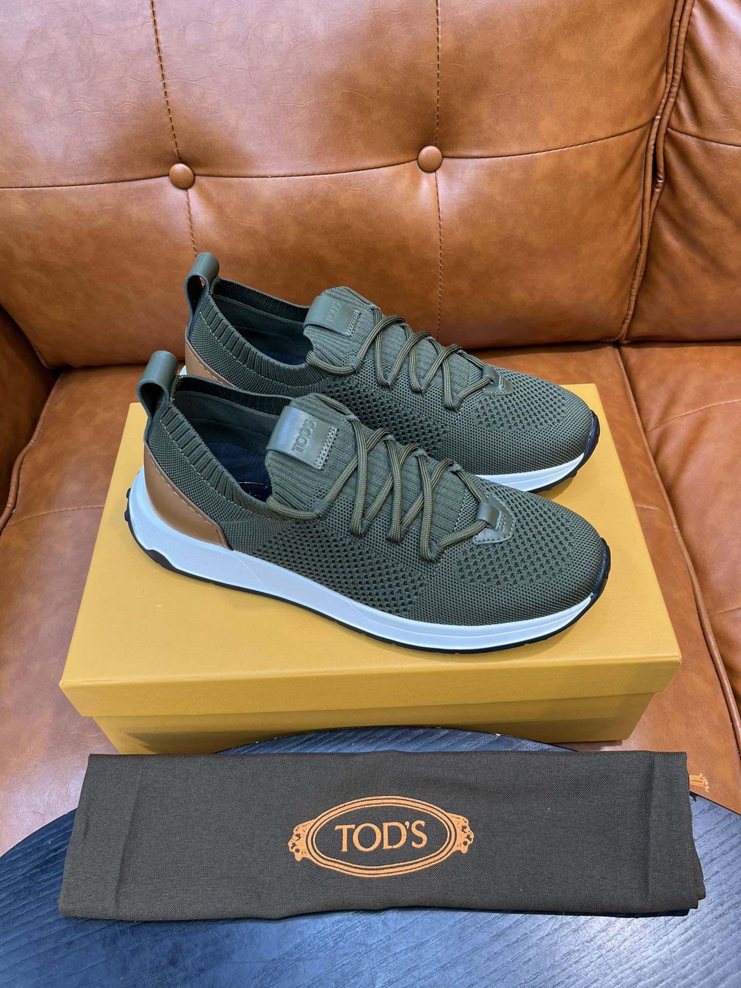 토즈 TOD'S 스니커즈