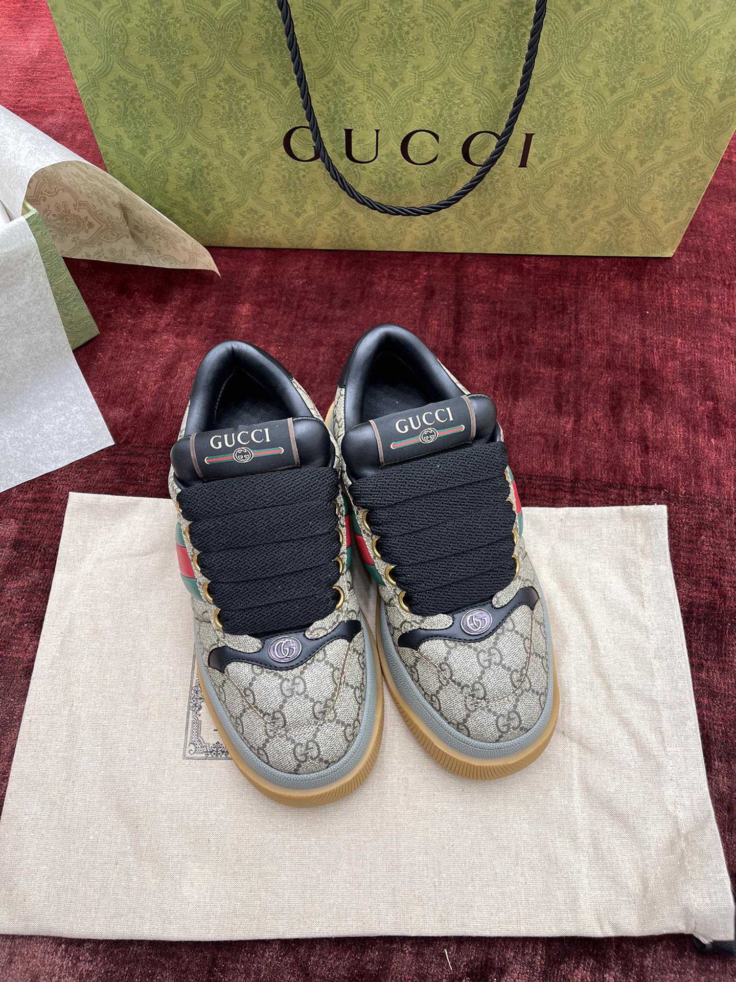 구찌 Gucci 스니커즈