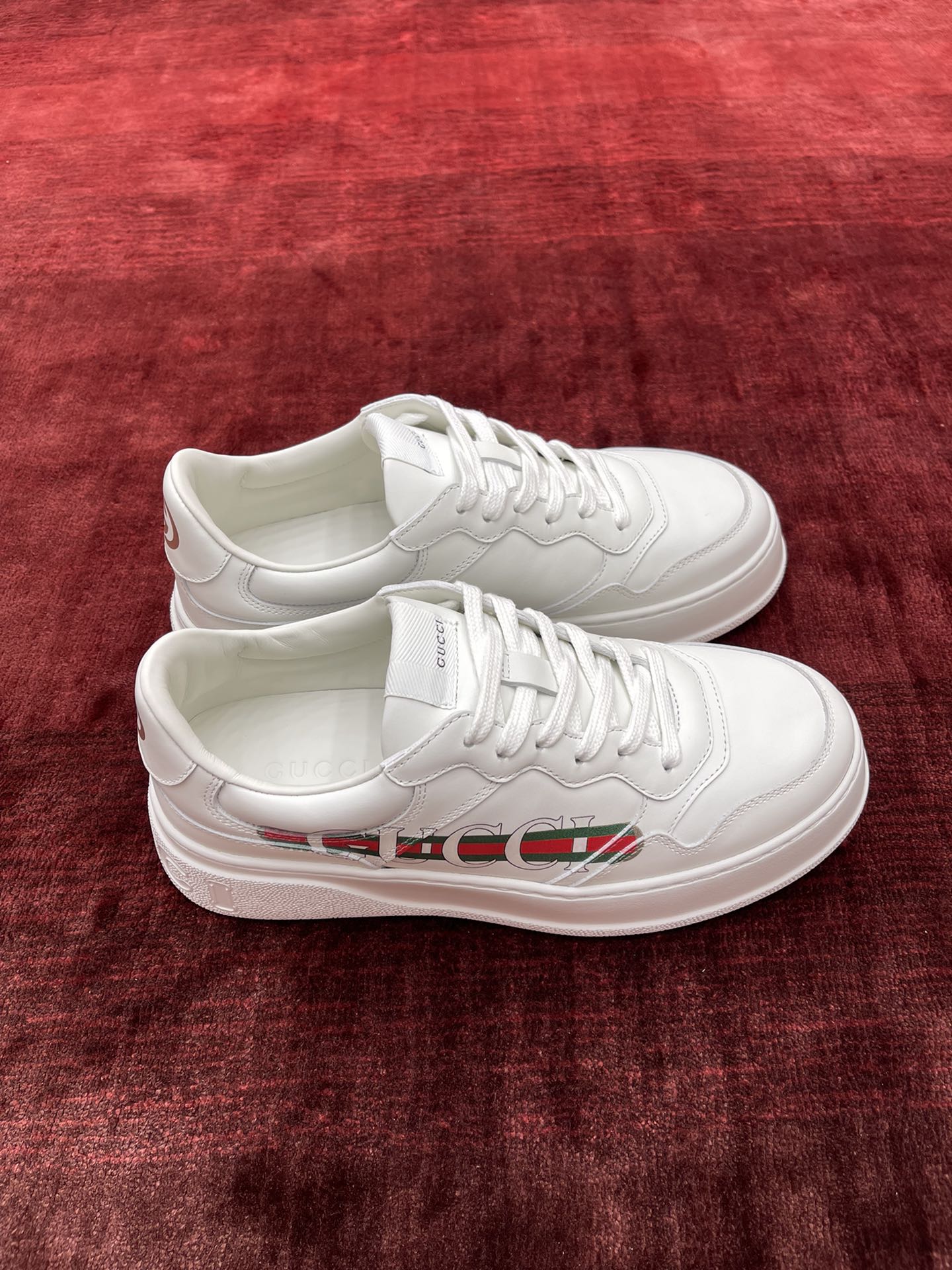 구찌 Gucci 스니커즈