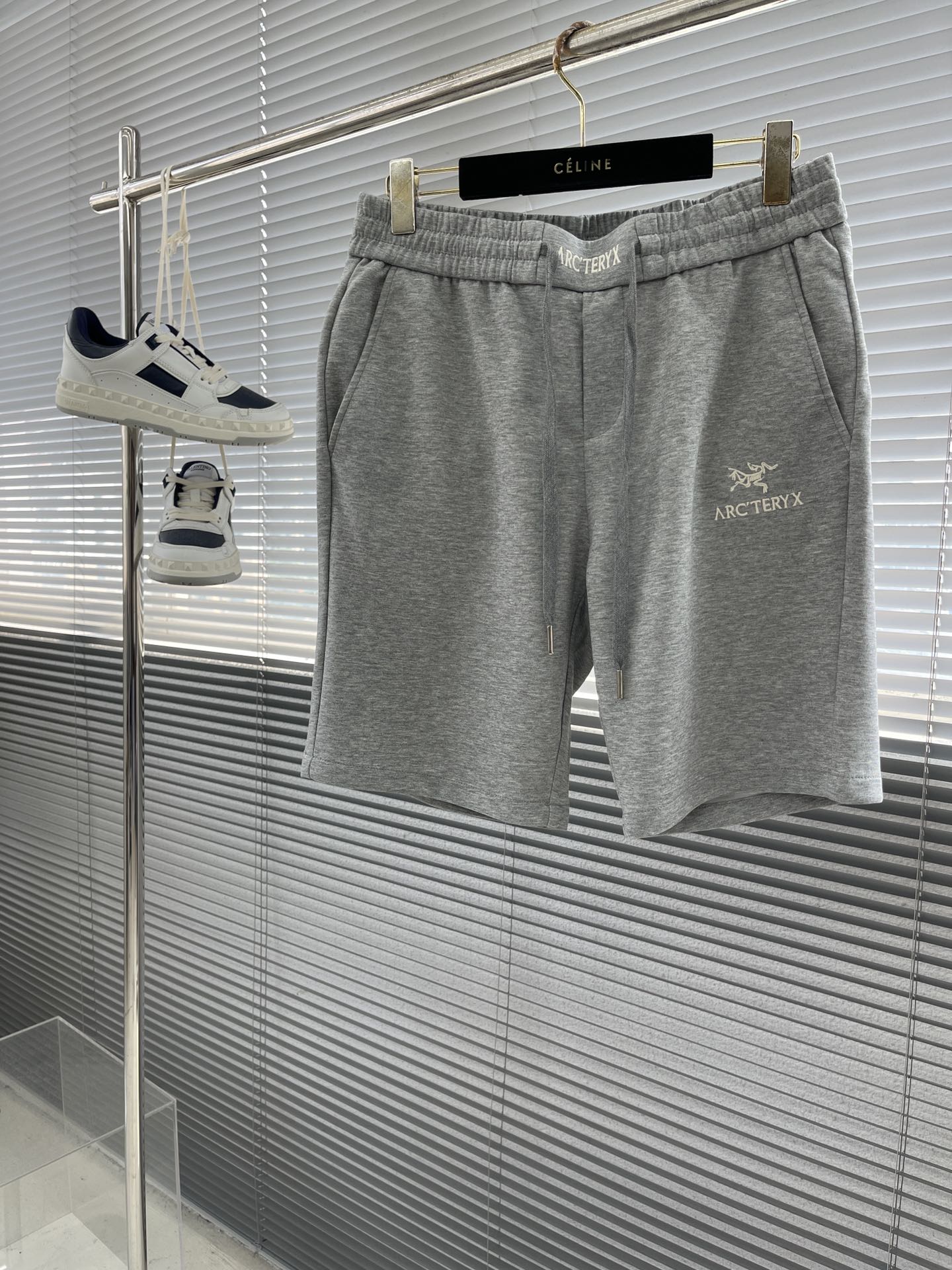 아크테릭스 ARC'TERYX 반바지