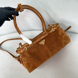 프라다 Prada 1BA426 LuxSoft 탑 핸들백 32CM