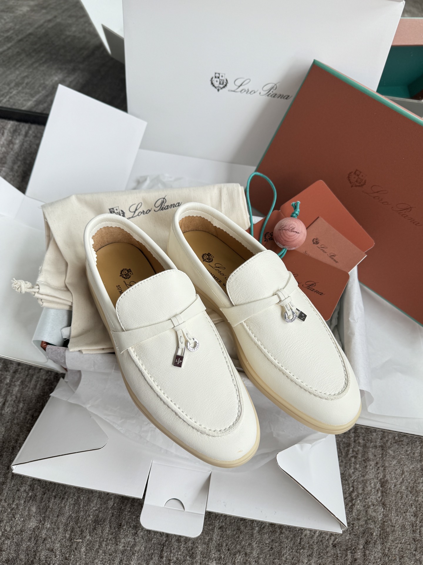 로로피아나 Loro Piana 로퍼