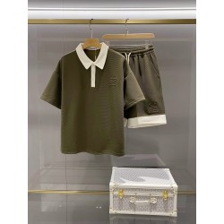 로에베 LOEWE 반바지와 반팔 한 벌
